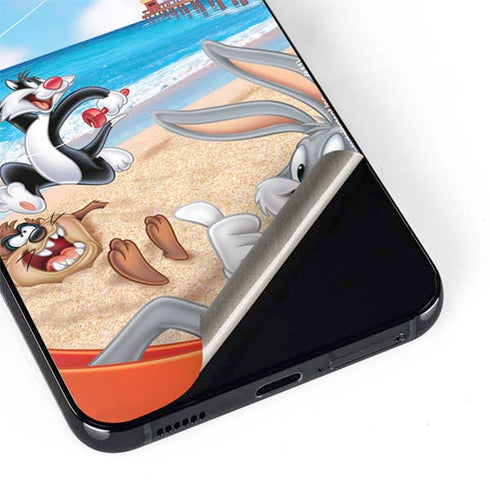 Looney Tunes Beach Galaxy S22 Plus Skin